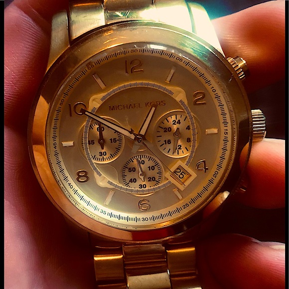 MICHAEL KORS UNISEX WATCH - Picture 3 of 3